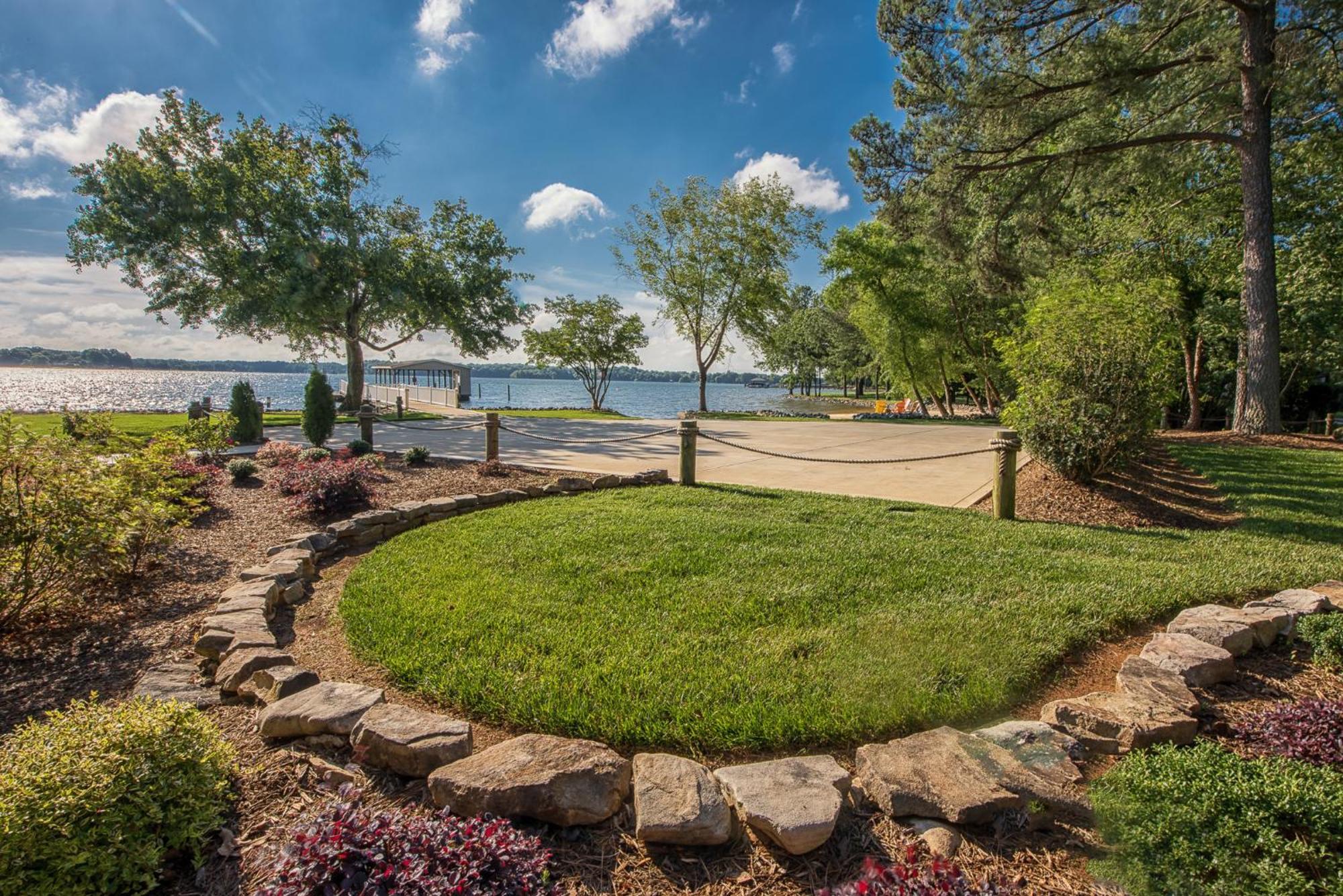 Lake Norman Breakaway Mooresville Bagian luar foto